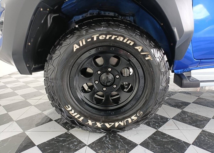 Used 7
                    TOYOTA
                     for Sale Image